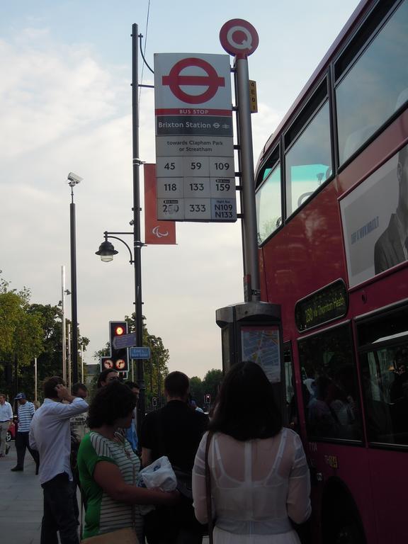 Holmewood Homestay Londres Exterior foto